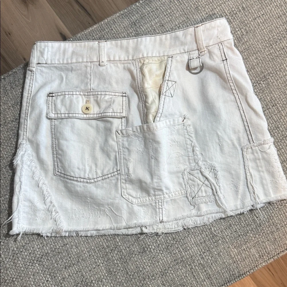 Free People We The Free Mini Skirt Distressed Patchwork Pockets Ivory sz30 - Picture 3 of 5